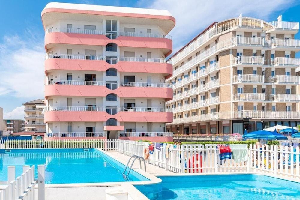 Hotel Apollo Τζεσόλο Λίντο Εξωτερικό φωτογραφία
