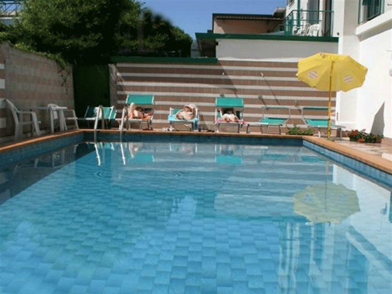 Hotel Apollo Τζεσόλο Λίντο Εξωτερικό φωτογραφία